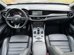 
										Alfa Romeo Stelvio complet									