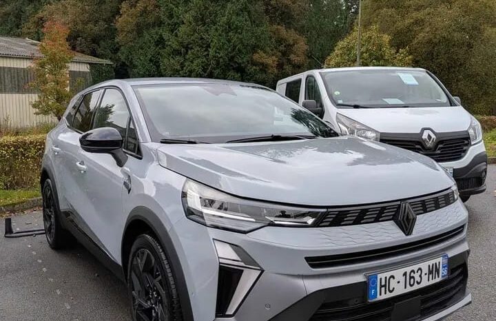 
								Renault Symbioz complet									