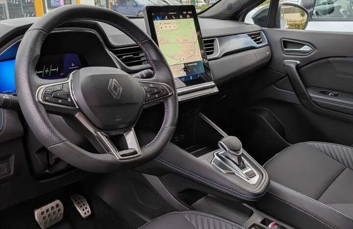 
								Renault Symbioz complet									