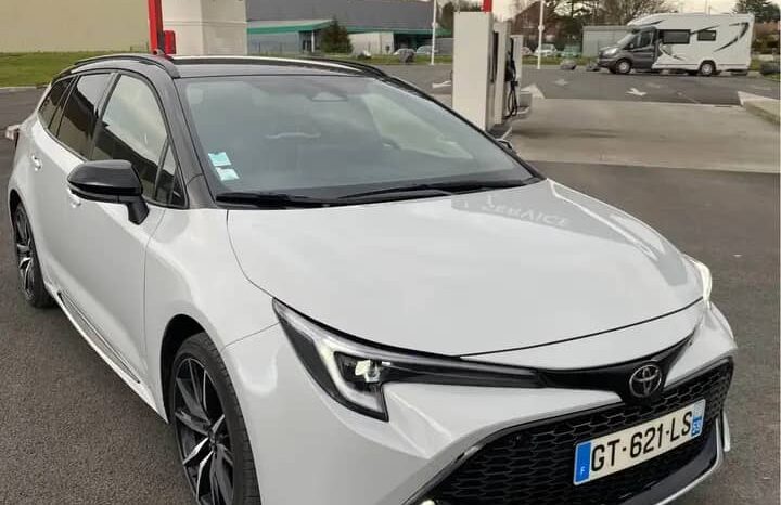 
								Toyota Corolla Touring Sport complet									