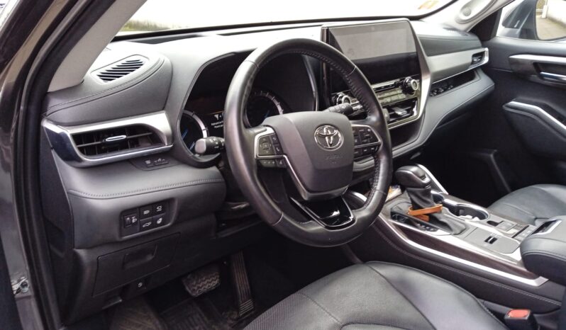 
								Toyota Highlander LOUNGE complet									