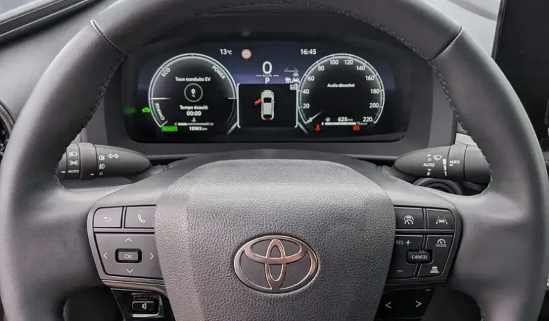 
								Toyota C-HR complet									